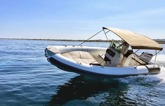 Gommone 798 - RIB WITH LICENCE 26.5ft 225hp