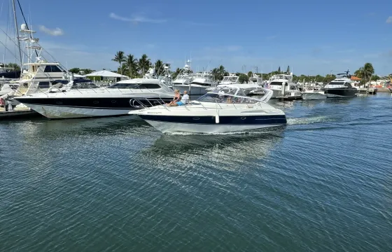 🔥 20% June off 41' Yacht Start $ 150 / Hr with Captain up to 8 Guests 🔥