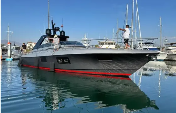 70ft Sea Ray 400 DB Flybridge Luxury Yacht Experience - Los Cabos