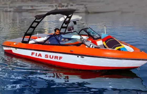Private Moomba Wake Boarding Experience in Dubai