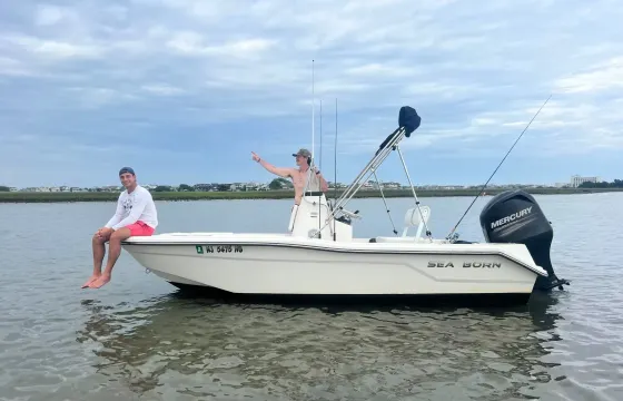 Ideal for Fishing, Sandbar Hopping and Cruising | 17ft Sea Born Center Console