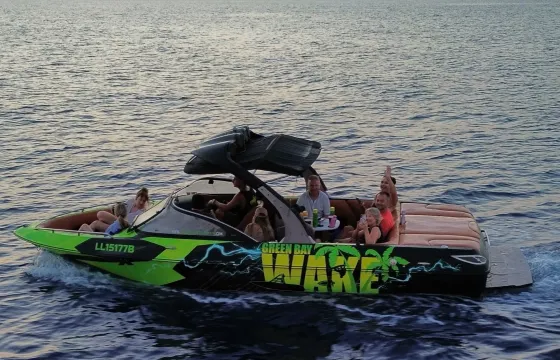 Private Boat Trip with Malibu Wakesetter 23ft