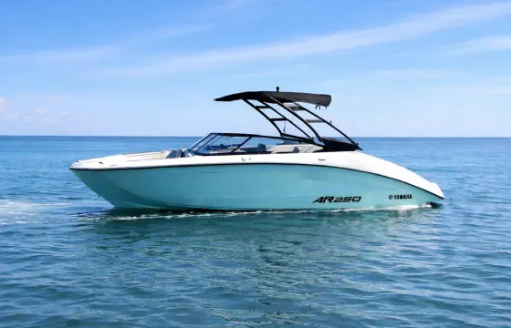 Enjoy Yamaha AR250 Jet Boat in Cape Coral, Florida (minimum 3 days)
