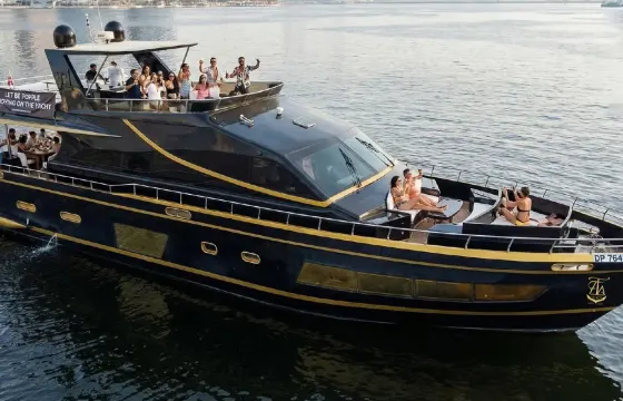 88ft Black Majesty Sovereign Yacht in Dubai
