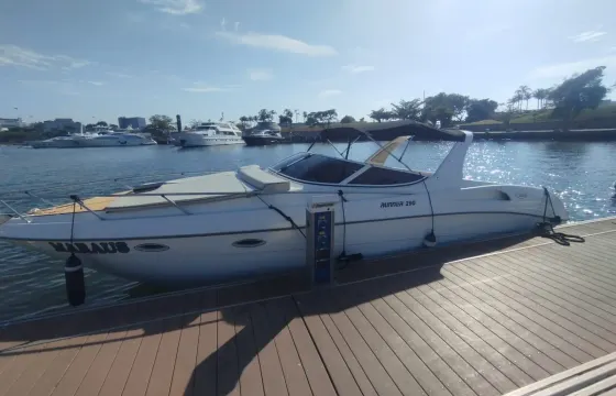 Phantom 29 feet Yacht Rental in Rio de Janeiro, Brazil