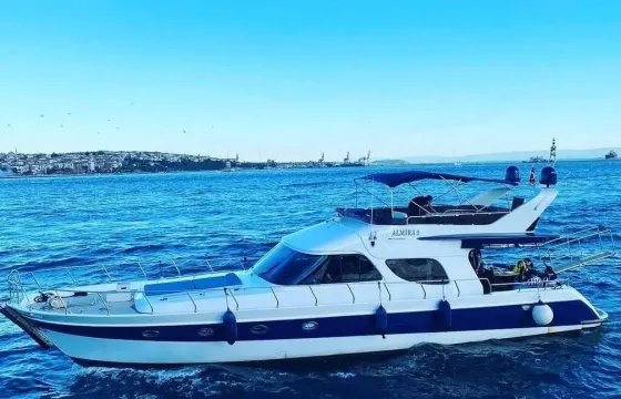 Premium Istanbul Bosphorus Yacht Charters 39ft Yacht