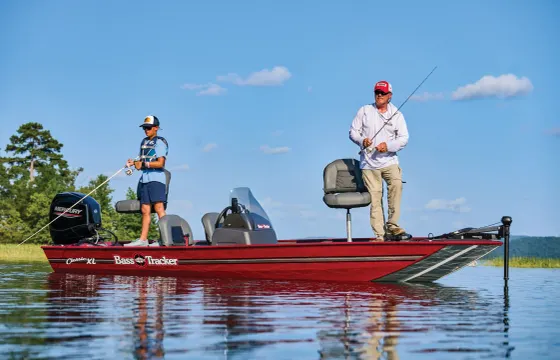 2024 Tracker Classic XL - Great for Fishing & Recreation