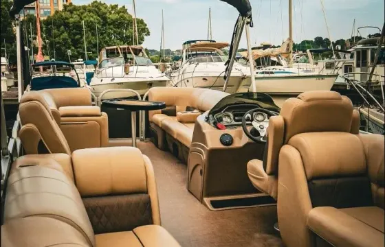 26’ Pontoon Lounge on the Potomac