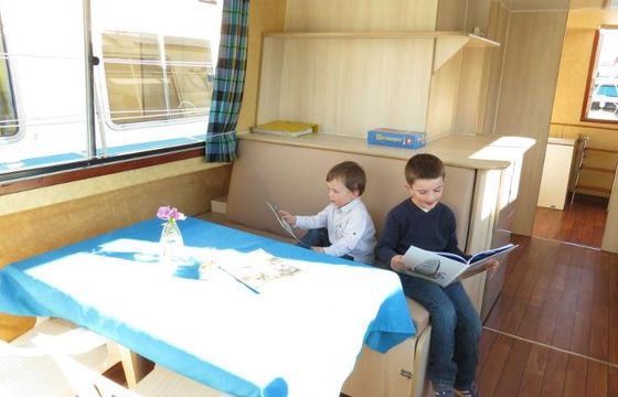 Houseboat to explore Anjou (2/6 persons)