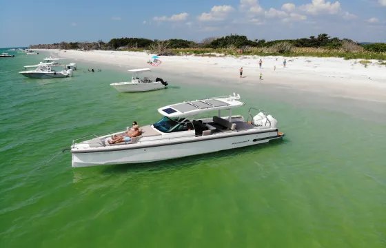 Luxury 38’ Axopar・Sandbar & Sunset Cruises・Best Lounge Space on Water・Bathroom