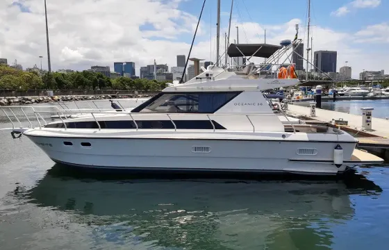 36ft Xfactor Oceanic Motor Yacht Rental in Rio de Janeiro, Brazil