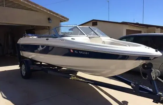 18ft Chaparral 180 SSi Bowrider Rental on Lake Tulloch, Copperopolis, California