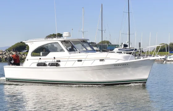 Mainship Pilot 34 - Personalized Charters and Ash Scattering in SF Bay