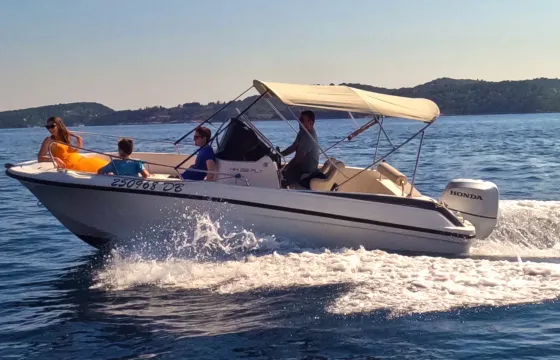 Dubrovnik Elaphiti islands and Blue Cave Private Boat Tour!