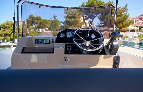Atlantic Marine 530 Open Center Console Rental in Krapanj, Croatia