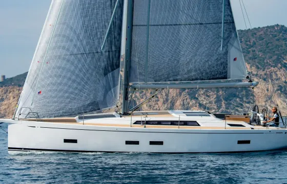 Luxury Italian Sailing Yacht on the Puget Sound — Seattle