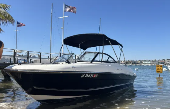 Time for an adventure! Rent this 18' Bayliner in Newport Beach