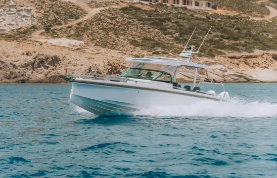 Axopar 37, Private Boat Tour- Paros to Antiparos, Despotiko, Blue Lagoon