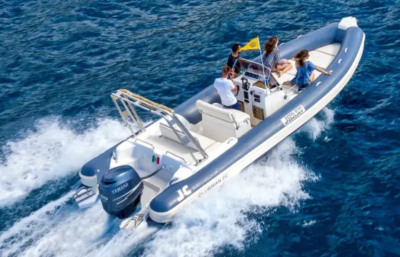 Clubman 26 RIB For 12 People in Sorrento, Campania