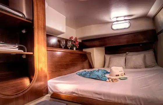 Charter 40' Fountaine Pajot Cruising Catamaran in Cancún, Quintana Roo