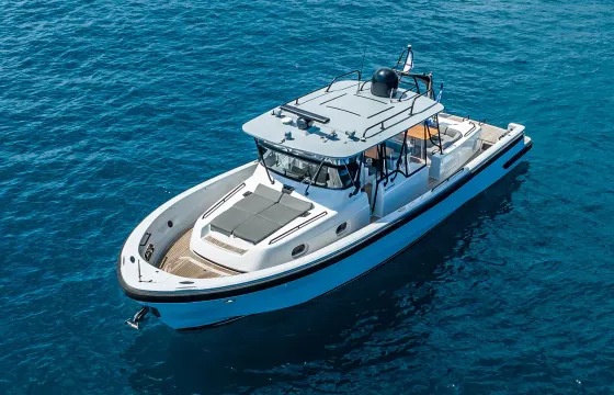 Daily Trip from Spetses / Porto Cheli to Dokos and Hydra Islands with Blue Game