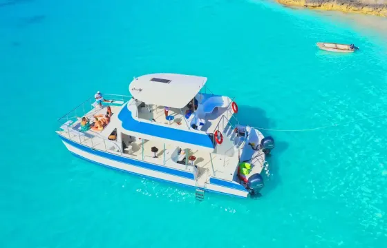 Double Decker 42' Aventura Private Catamaran