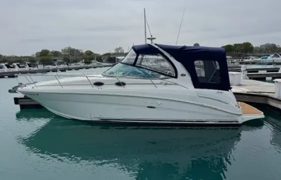 Lake Michigan Adventure on 33ft Sea Ray Sundancer Motor Yacht