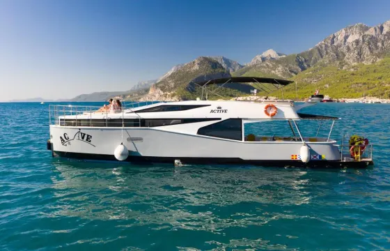 52' Luxury Motor Yacht Rental İn Kemer, Turkey