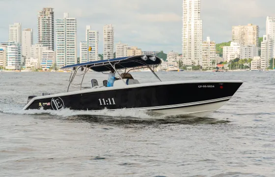 11:11  Powerboat 40FT in Cartagena de Indias