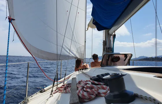 Enjoy Sailing In Valencia Aboard Moody 31 Mk II Sailboat