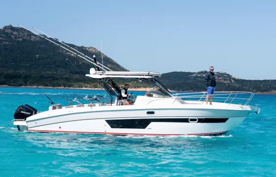 Saver 33' Sport - Exclusive Fishing trip in Sardinia