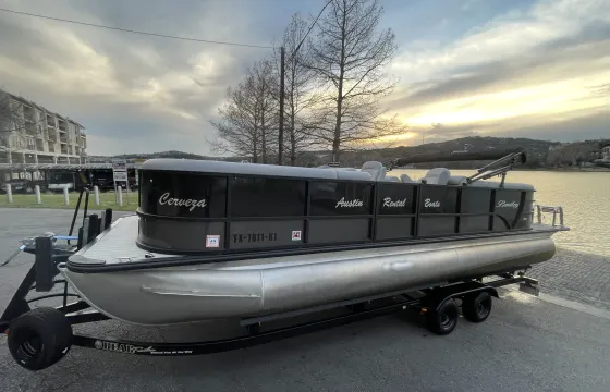 24' Pontoon Party Cove Boat on Lake Austin