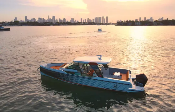 Private Yacht Tour — Miami Skyline Sunset Cruise with Bottle of Champagne