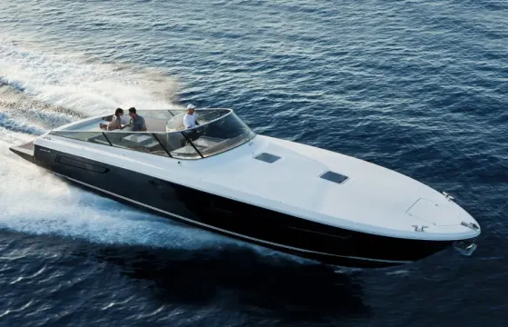 Charter 44' Itama Motor Yacht in Portofino