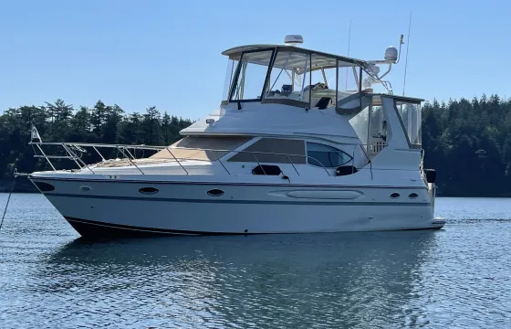 NEXUS, 41' Sport Yacht made for the PNW. Cruise Seattle Lakes and Puget Sound