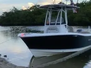 Rent the 21' Nautic Star Center Console!