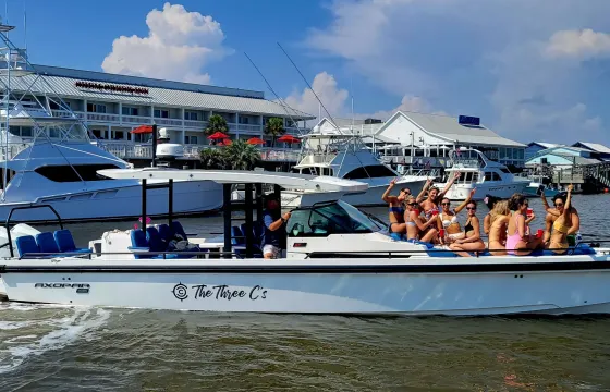 Luxury Axopar 37ft Sun Top w/ Restroom Onboard — up to 13 guests in Charleston