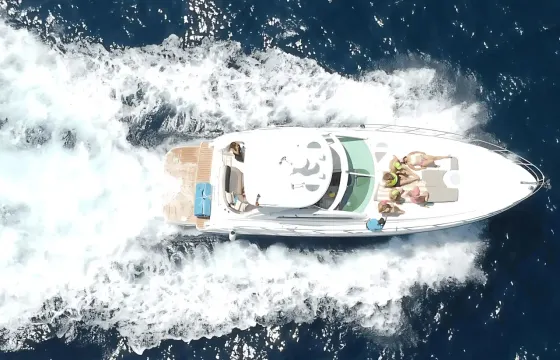 Cabo Luxury 45ft Yacht Charter – Private Crew & Snorkeling