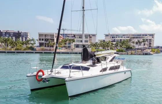 Private Cruises on 35' Gemini Sailing Catamaran in Cancún, Isla Mujeres