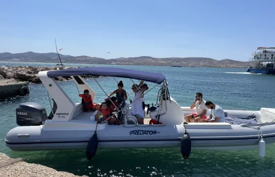 Predator 8 meters with skipper or valid boating license