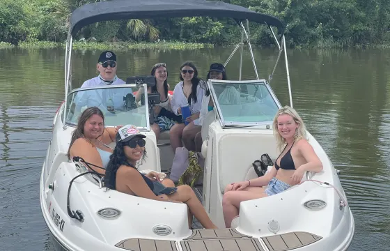 26' Chaparral Sunesta - Captained Power Boat Lake Conroe!!
