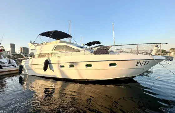 44 feet Finesse Intermarine Motor Yacht Rental in Rio de Janeiro, Brazil