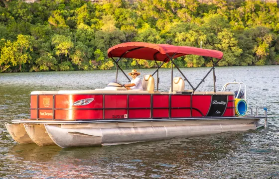 Lake Austin⎜Party Cove Pontoon⎜Captain Included