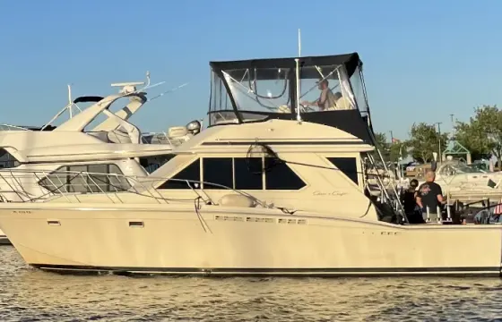 40ft Chris Craft for Fishing or Cruising on Lake Michigan