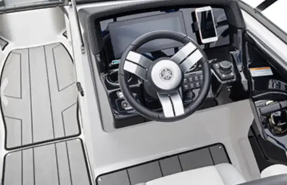Ride the Waves: Rent the Yamaha 242X E-Series in Boynton Beach, Florida!