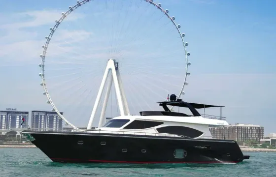 Black Pearl 95ft Majesty Yacht | Jacuzzi | Specious | Water sports