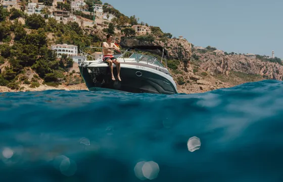 NONNY LOU- CROWNLINE 264 CR MOTOR BOAT