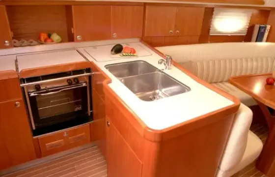 Wesilind Elan Impression 344 Charter in Tallinn