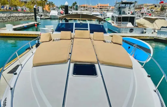 Sea Ray available for rent in Cabo San Lucas