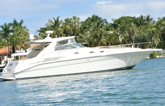 Searay Sundancer 48ft long in Miami Beach!